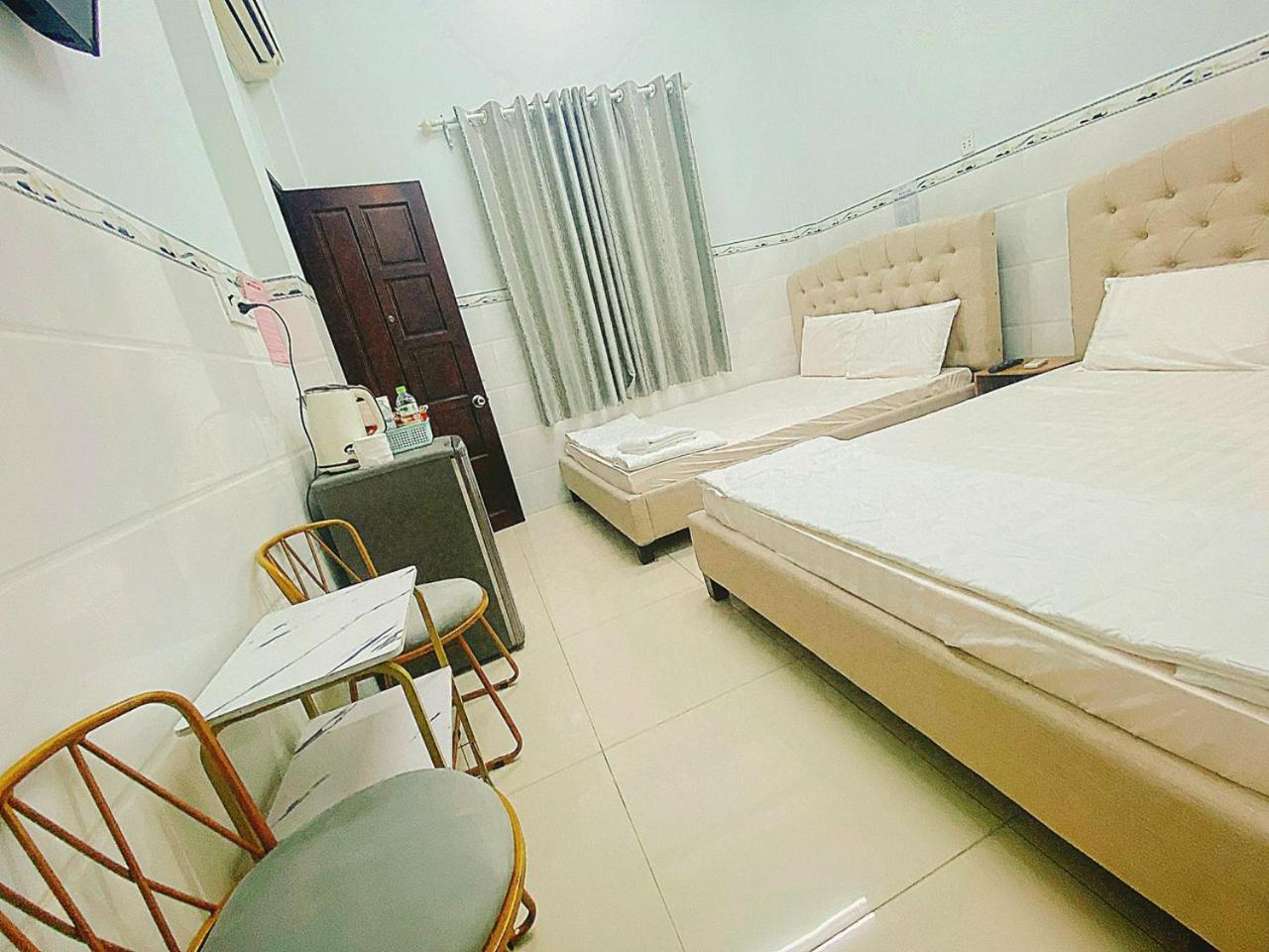 Phuoc Hung 1 Hotel Vĩnh Long Exterior foto